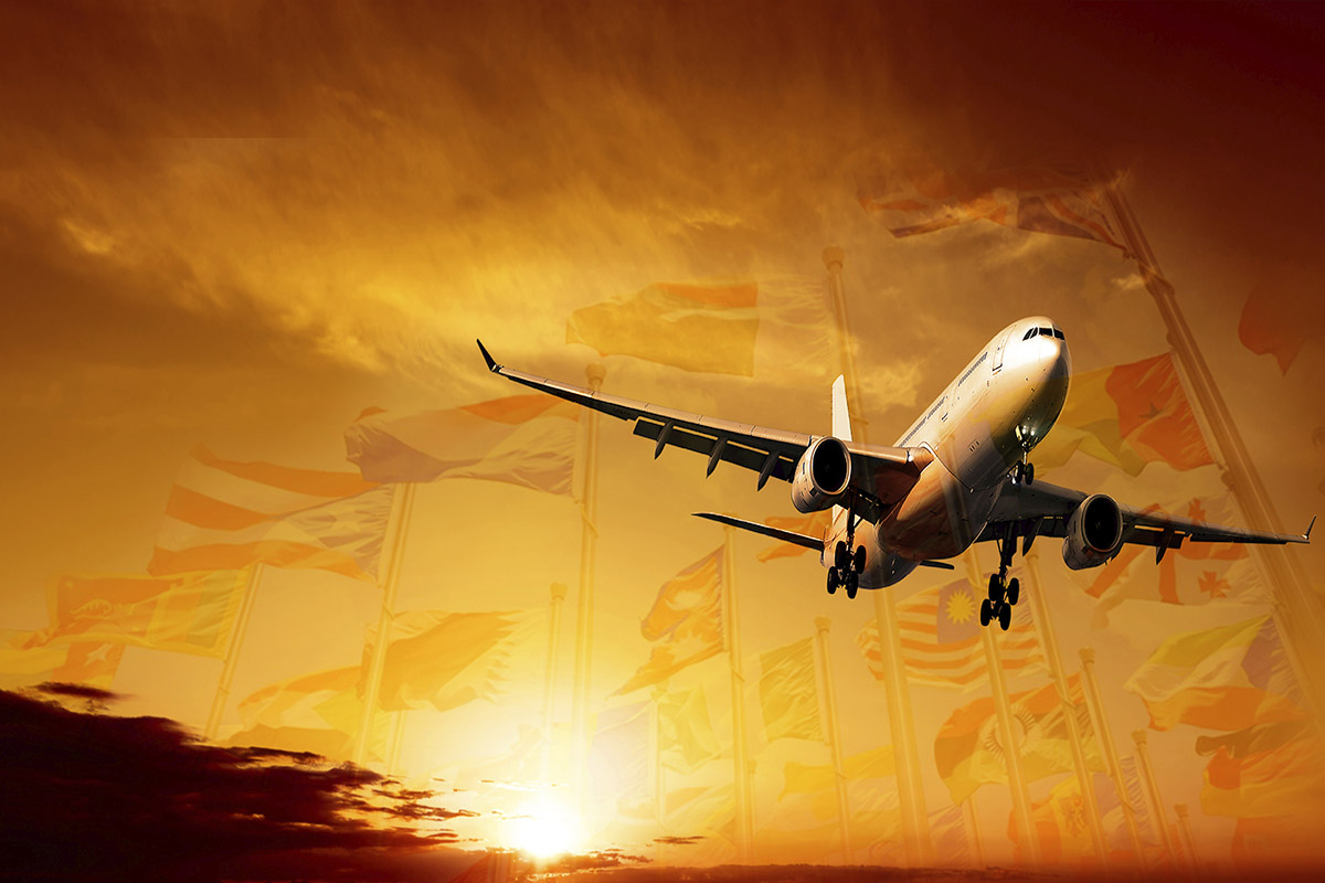 airliner landing at dusk, panoramic frame